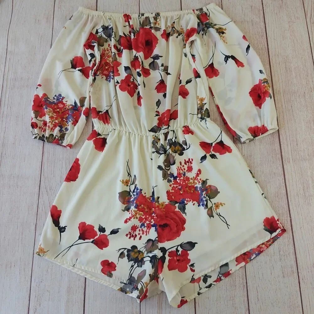 Blue Blush floral off-the-shoulder short jumpsuit sz S